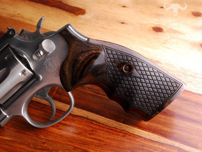 N Frame Square Butt Revolver Smooth Hardwood New Bantam Style Grip For S&W 