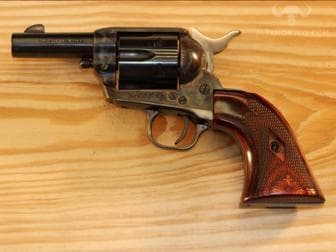 Colt Single Action Classic Panel Super Rosewood Checkered Fleur-de-Lis