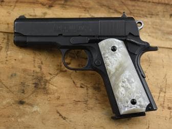 1911 Compact/Officer Classic Panel White Pearl