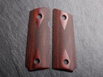 1911 Compact/Officer Slim Panel Super Rosewood Low Profile Checkered</br>(Retail Price: $45)