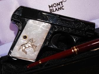 Colt .25 Auto Classic Panel White Pearl with Silver Rampant Colt