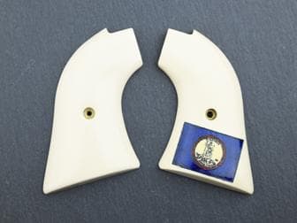 Heritage Rough Rider Classic Panel Bonded Ivory with Virginia Flag Scrimshaw</br>(Retail Price: $58)