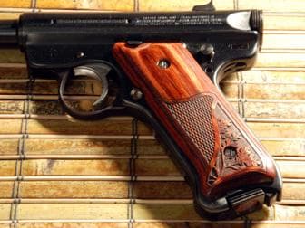 Ruger Mark II Classic Panel Super Rosewood Oak Leaf Checkered
