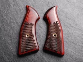 S&W J Square Service Panel Super Rosewood Checkered</br>(Retail Price: $38)