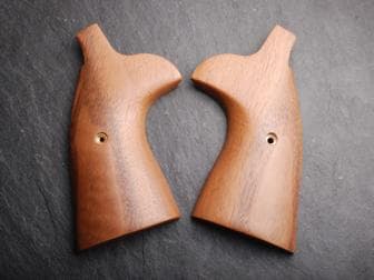S&W N Round Target American Walnut</br>(Retail Price: $42)