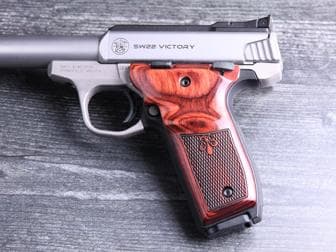 S&W 22 Victory Ultima Panel Super Rosewood Checkered Fleur-de-Lis