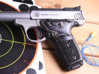 S&W 22 Victory Ultima Panel Silverblack Checkered Fleur-de-Lis with Laser Logo